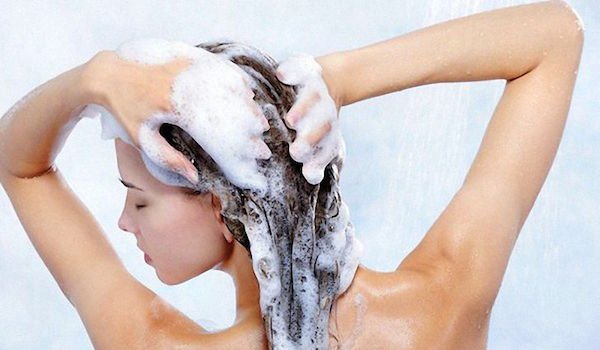 Як доглядати за волоссям в домашніх умовах самостійно