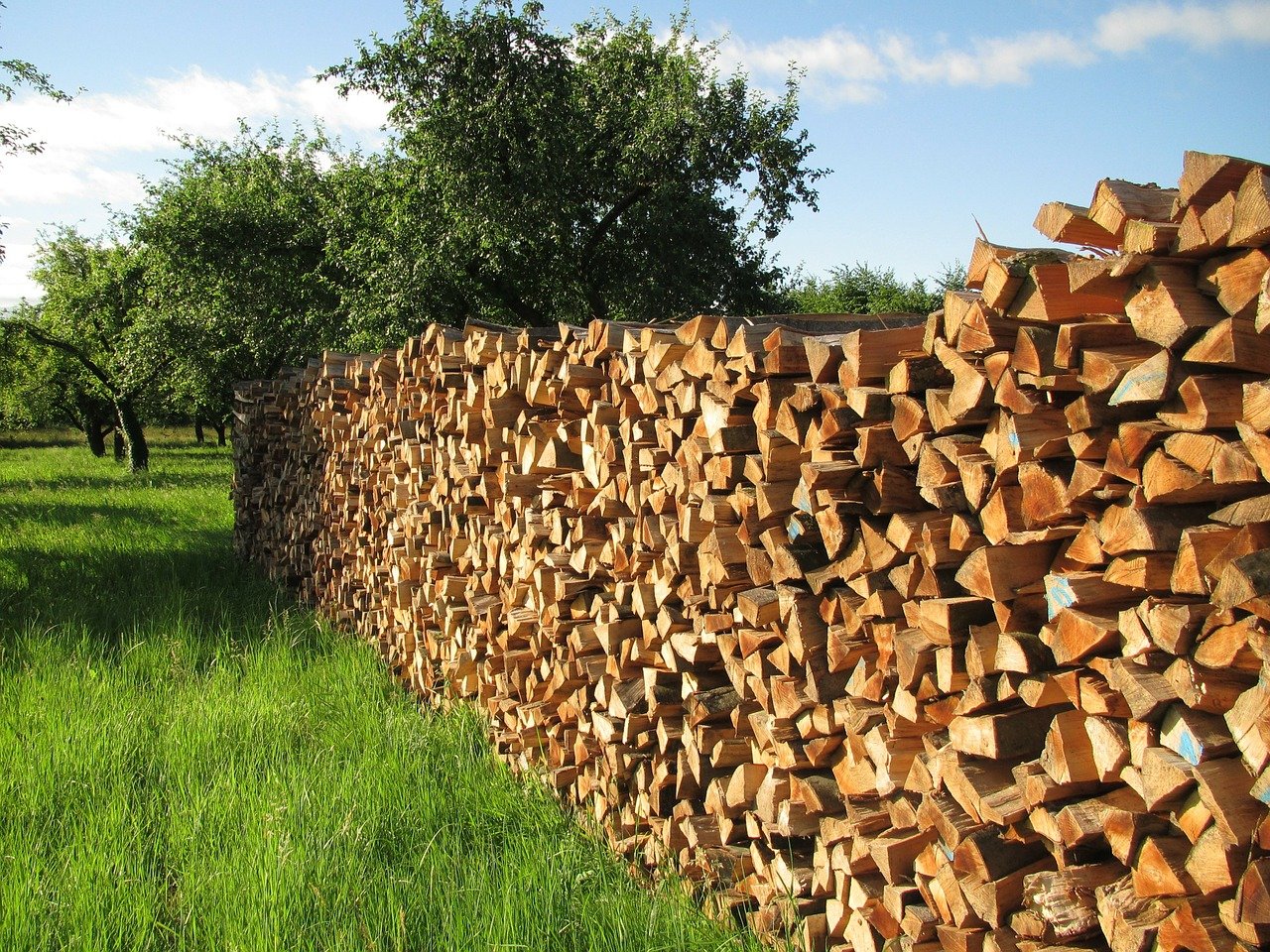 Як скласти дрова красиво і правильно? 15 фото