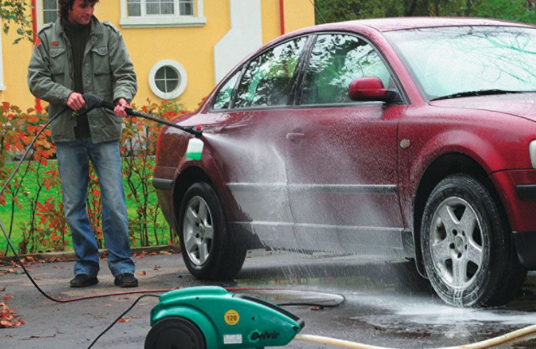 На скільки шкідливо миття автомобіля мийкою високого тиску?