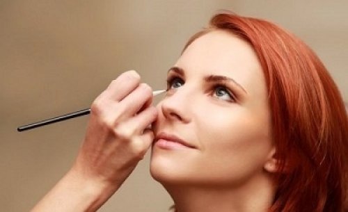 Техніка макіяжу для глибоко посаджених очей