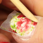 Як зробити красиві нігті за 20 хвилин?