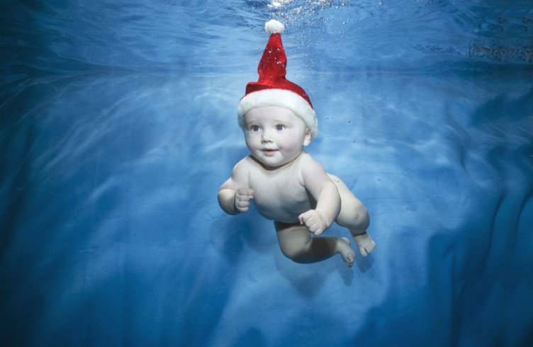 Користь плавання для немовлят?