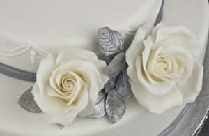Кращі варіанти подарунка батькам на срібне весілля