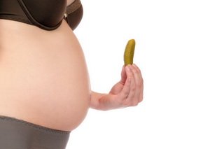 Чому під час вагітності тягне на солоне: причини дивної особливості