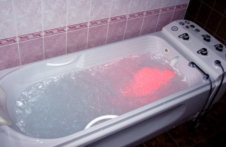 У чому користь і шкоду радонових ванн для жінок і чоловіків?