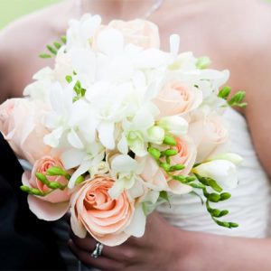 Весільні букети з орхідей для найвибагливіших наречених