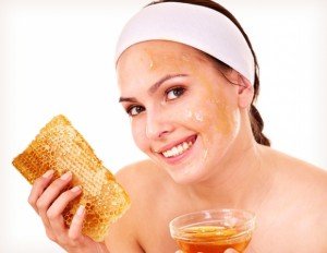 Маска для обличчя з меду – універсальний засіб для красивої і здорової шкіри