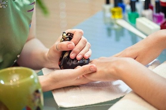Оздоровлення нігтів за допомогою японської техніки манікюру