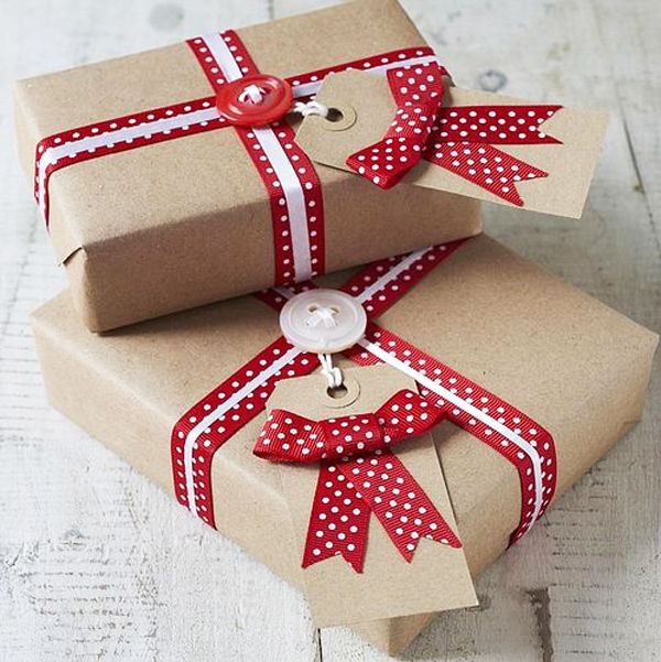 Як красиво упакувати новорічні подарунки своїми руками. Ідеї декору подарунків до Нового року.