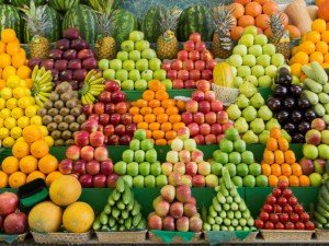 Фрукти і ягоди Криму. Що можна вживати в їжу в сезон