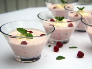 Як зробити коктейль з йогуртом