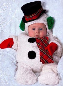 Новорічний костюм сніговика для дитини своїми руками