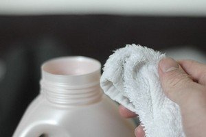 Чистка пальто в домашніх умовах – чистимо не гірше, ніж в хімчистці