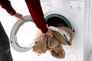 Як прати кашемірове пальто – відповідні способи прання