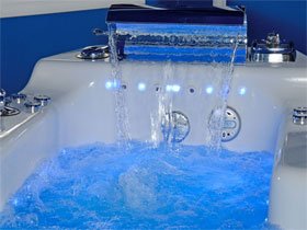Як вибрати зручну гідромасажну ванну