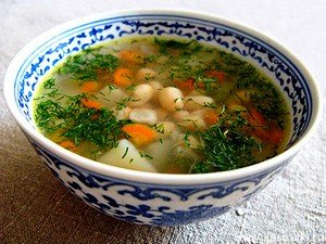 Господиням на замітку: найкращі рецепти з фото для приготування квасоляного супу в мультиварках Редмонд і Поларіс.