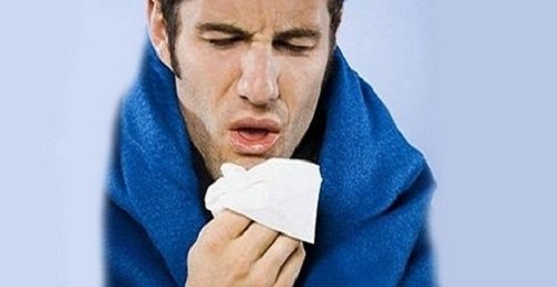 Основні причини і методи лікування гною в горлі
