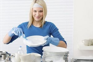 Як швидко помити посуд – народні і сучасні способи