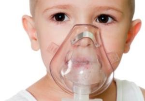 Ознаки, симптоми і лікування набряку Квінке в горлі у дітей, надання першої допомоги
