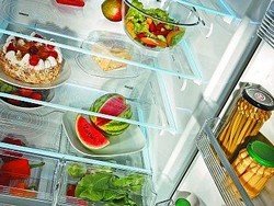 Які продукти не можна зберігати в холодильнику?