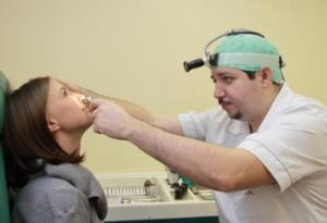 Симптоми і лікування рецидивуючого поліпозу носа народними засобами