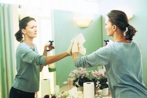 Як мити дзеркала без розлучень – кілька порад для чистоти