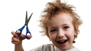 Випадання волосся у дітей: причини та способи лікування
