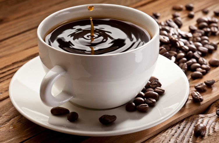 Як приготувати смачну каву вдома без турки