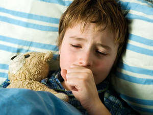 Як лікувати дитячий кашель: поради лікаря Комаровського