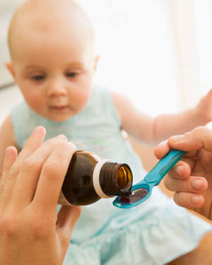 Як приймати сироп, краплі і таблетки Синекод маленьким дітям і підліткам
