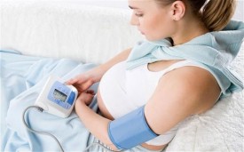 Чим небезпечне підвищений тиск при вагітності і як з ним упоратися