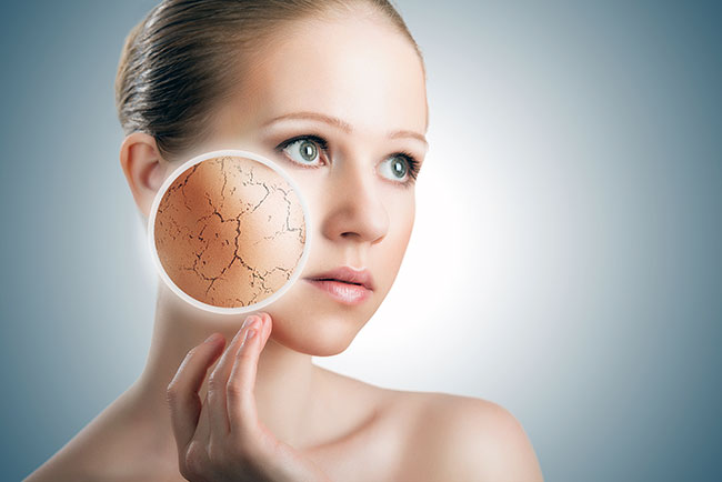 Лущитися шкіра на обличчі: які причини цього явища?