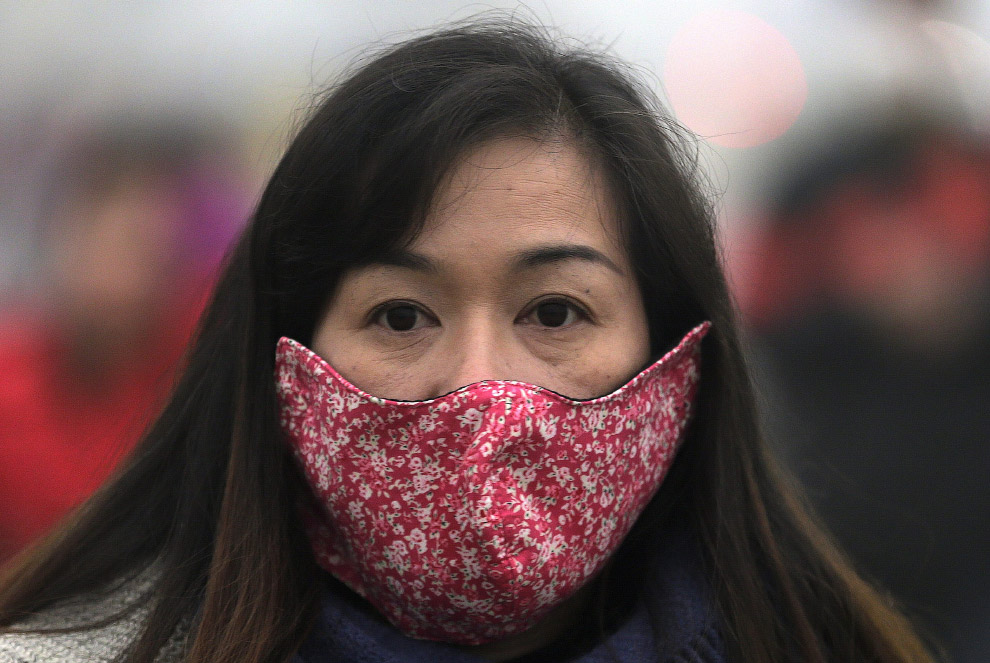Чому сьогодні в Китаї всі ходять в масках
