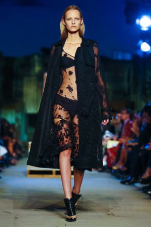 Показ Givenchy на тижні моди в Нью Йорку