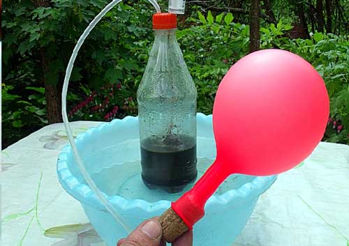 Як надути повітряну кульку власноруч отриманим воднем