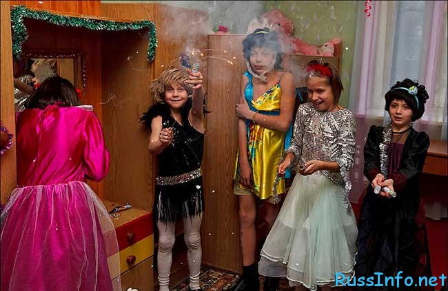 Новогодние конкурсы для взрослых.ру смешные видео Новогодние конкурсы для взрослых.ру смешные видео