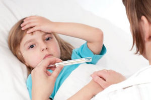 Які симптоми допоможуть виявити менінгіт у дітей?