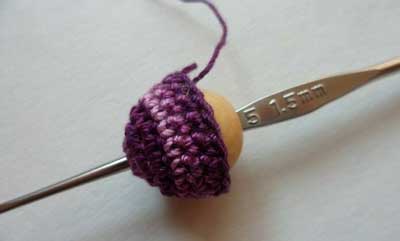 Як зробити вязані гачком сережки — поради майстрині
