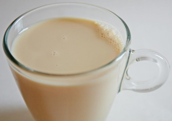 Доступні методи приготування топленого молока в домашніх умовах