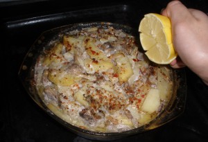 Картопля з грибами і сиром в духовці рецепт