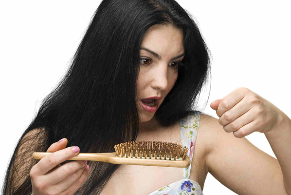 Які вітаміни ефективні проти випадіння волосся?