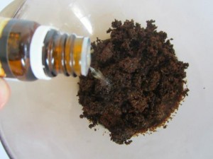 Як зробити скраб з кавової гущі