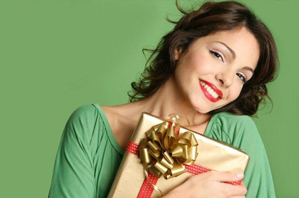 Що робити, якщо чоловік не дарує подарунки?