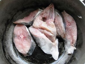 Риба тушкована в мультиварці: покроковий кулінарний рецепт