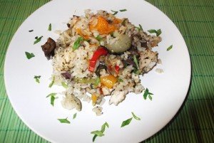 Курка з рисом і овочами в духовці. Як приготувати рис лінивий