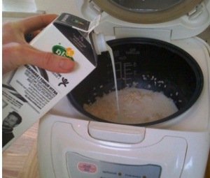 Молочно рисова каша в мультиварці: покроковий кулінарний рецепт