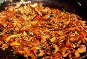 Макарони з грибами: покроковий кулінарний рецепт