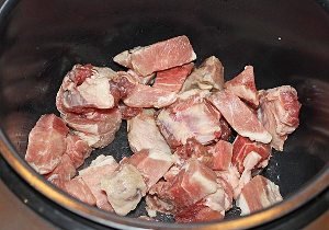 Свинина в мультиварці рецепти: покроковий кулінарний рецепт