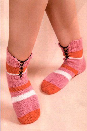 Смугасті шкарпетки зі шнурівкою