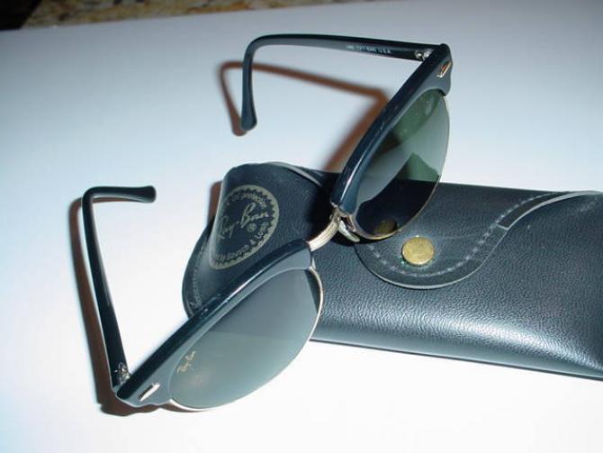 Ray Ban Clubmaster сонцезахисні окуляри з історією
